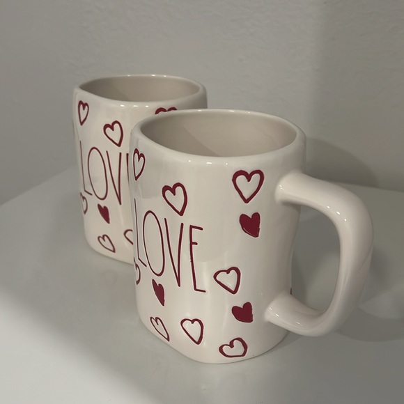 ❤️CUTE. Rae Dunn Valentin MUG. - Picture 16 of 16